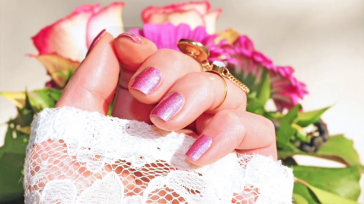 roses, pink, nail polish, beauty, manicure, fingernails, nail polish, manicure, manicure, manicure, manicure, manicure